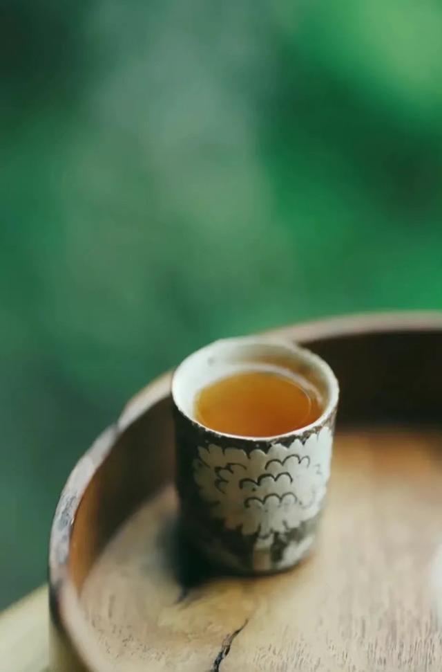 美文分享 励志故事越努力越幸运（美文分享 励志故事加感悟）