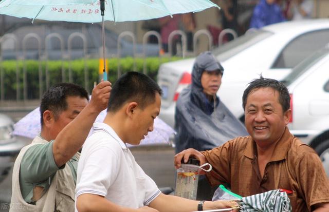 高三家长寄语大全简短一句话，高三家长的寄语！