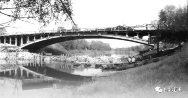 九孔桥的传说故事，杭州西湖断桥的传说故事